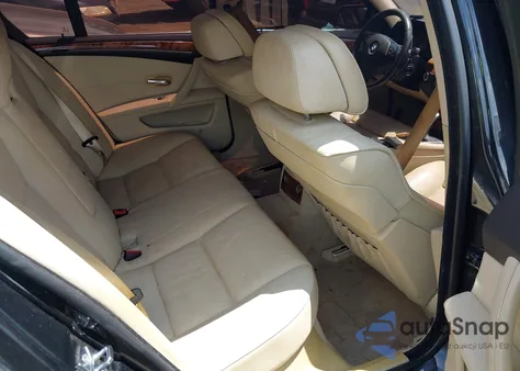 2010 BMW 528I xDrive из США, поврежденный, VIN WBANV1C52AC156624